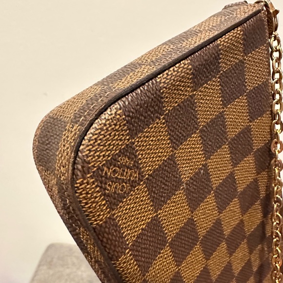 SOLD FOR LESS @instagram - Picture 5 of 13